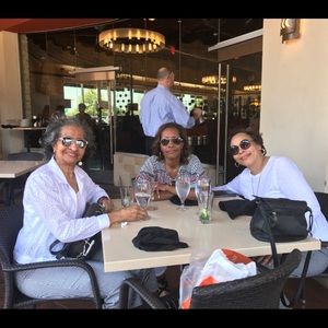 Meet your Posher, Rozette